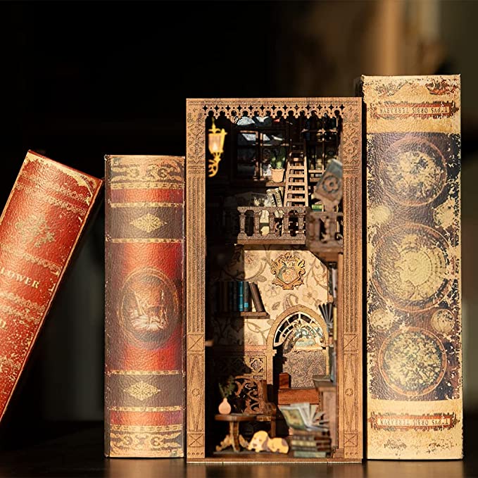 Magische Apotheker-Bücherecke